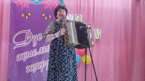 Шеңшеңәр мәдәният йортында «Дуслар җыелган җирдә» дигән традицион концерт оештырылды (+фото)