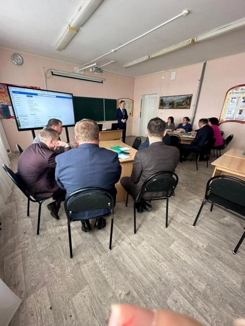 Районыбызның мәктәп директорлары семинарда катнаштылар (фото)