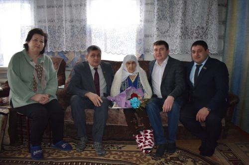 “Минем кебек итеп әнине берәү дә тәрбияли алмаячак” (фото)
