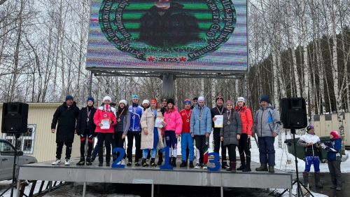 Махсус операция вакытында батырларча һәлак булган Галиев Илдар Ильнурович истәлегенә чаңгы узышлары буенча эстафета узды (фото)