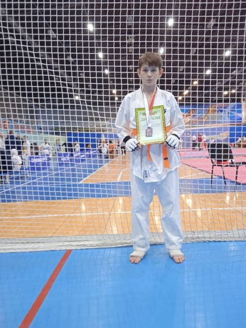 Ачык Чемпионат һәм бөтен стильле каратэ буенча Татарстан Республикасы Беренчелеге узды (фото)