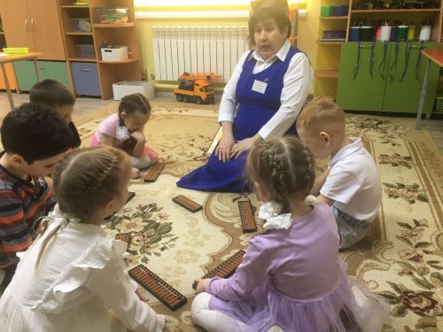 «Каенкай» бакчасы ут күршеләрне кабул итте (+фоторепортаж)