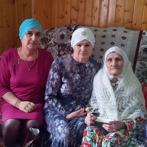 Бүген Бөрбаш авылында яшәүче Шәяхмәтова Кристина Романовнага 95 яшь тулды (фото, видео)