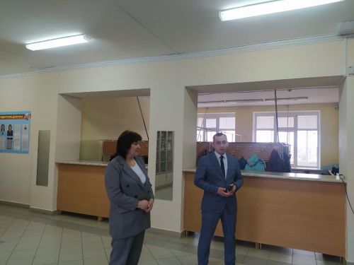 Балтачта әти-әниләр рус теленнән бердәм дәүләт имтиханы тапшырды (фото)