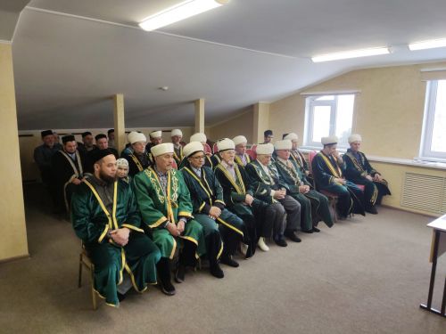 Мәчетләрне килгән кешеләр белән бизәргә кирәк