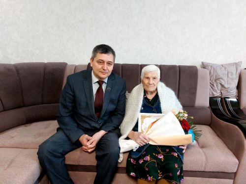 Покчи Лӧзя гуртын улӥсь Кушаева Екатерина Степановна бадӟым юбилейзэ пусйиз