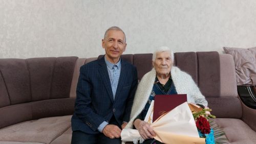 Покчи Лӧзя гуртын улӥсь Кушаева Екатерина Степановна бадӟым юбилейзэ пусйиз