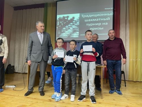 «Балтач Агрохимсервис» жәмгыяте призына узган шахмат ярышында кемнәр җиңде? (фото)