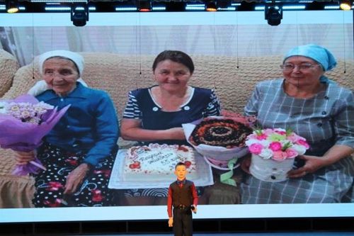 Балтач гимназиясенең иҗат концертыннан фотомизгелләр