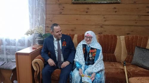 Балтачның тыл ветераннары бәйрәм күчтәнәчләре кабул итте (фото)