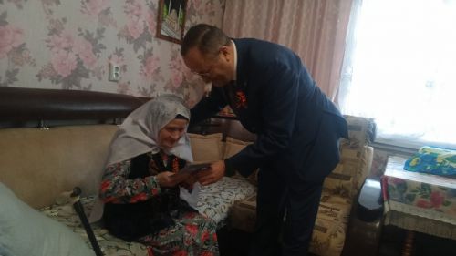 Балтачның тыл ветераннары бәйрәм күчтәнәчләре кабул итте (фото)