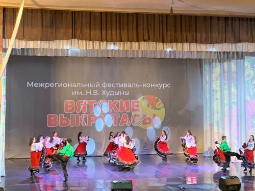 Балтач биючеләре Киров сәхнәсен дә ут итте (+ фоторепортаж)