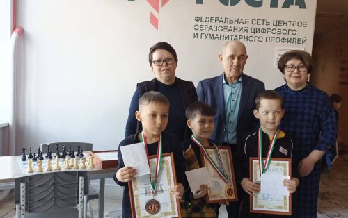 Нурислам Шакиров призына шахмат буенча турнир узды (фото)