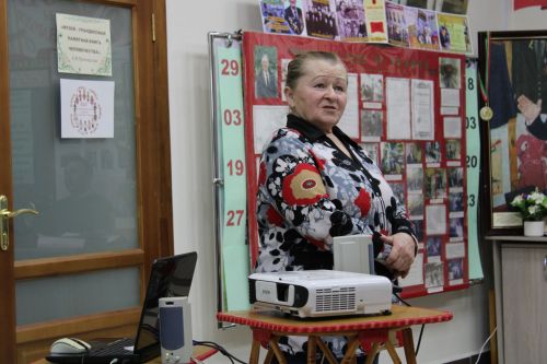 Үзе кебек булды бу очрашу
