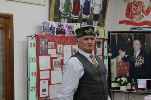 Үзе кебек булды бу очрашу