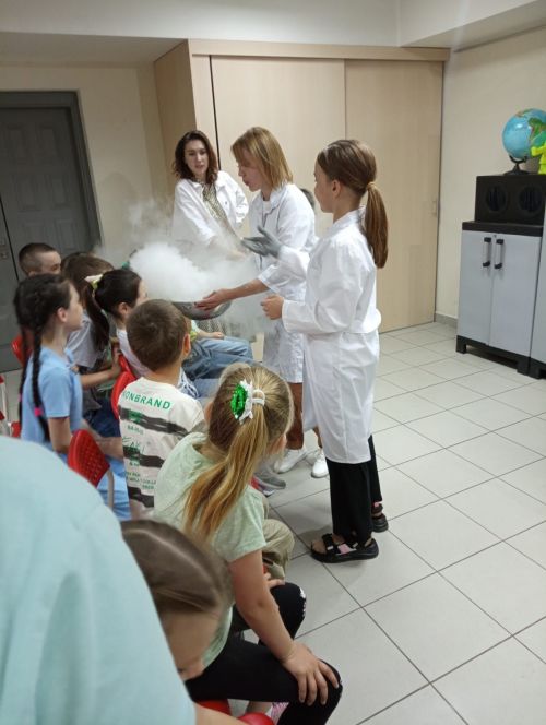 Балтач мәктәбенең 2 сыйныф укучылары республика Рәисе белән очрашкан (бик күп фото)