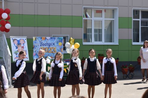 Балтач мәктәбендә “Соңгы кыңгырау” бәйрәме  (бик күп фото)