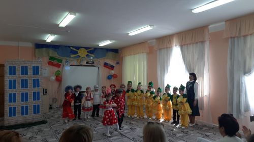 Норма балалар бакчасы кунаклар кабул итте (фото)