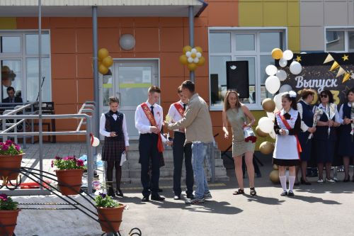 Балтач мәктәбендә узган «Соңгы кыңгырау»дан фоторепортаж