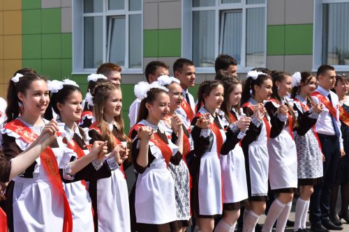 Балтач мәктәбендә узган «Соңгы кыңгырау»дан фоторепортаж