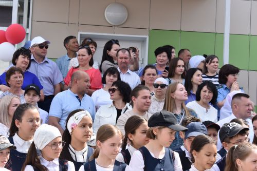 Балтач мәктәбендә узган «Соңгы кыңгырау»дан фоторепортаж
