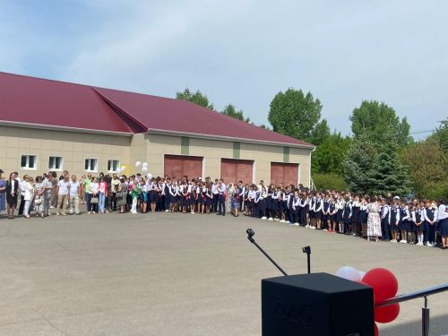 Балтач гимназиясендә дә бүген «Соңгы кыңгырау» чыңлады (+фото)