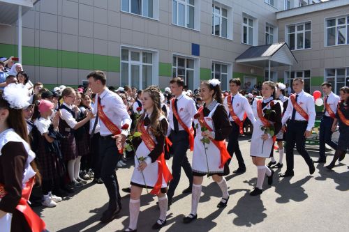 Балтач мәктәбендә узган «Соңгы кыңгырау»дан фоторепортаж