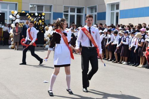 Балтач мәктәбендә узган «Соңгы кыңгырау»дан фоторепортаж