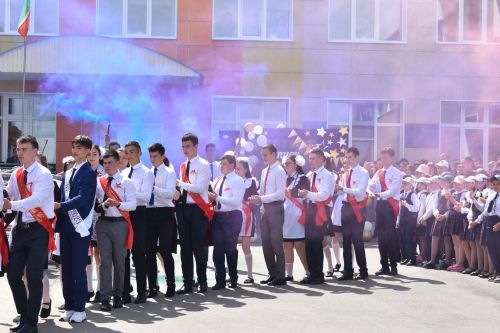 Балтач мәктәбендә узган «Соңгы кыңгырау»дан фоторепортаж