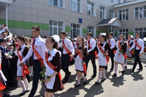 Балтач мәктәбендә узган «Соңгы кыңгырау»дан фоторепортаж
