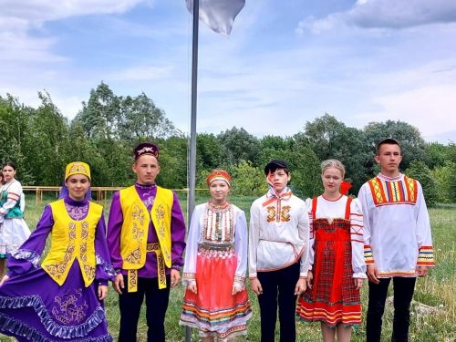 Малмыжда бүген «Дуслык учагы» гөрли (+фото)