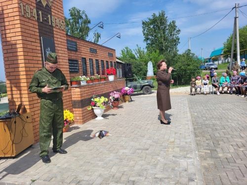 Чапшарда чик сакчылары көнен зурлап уздырганнар (фото)