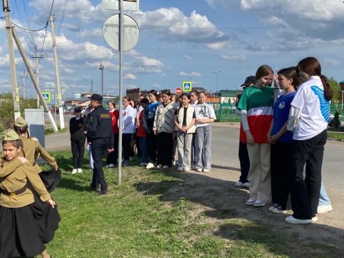 Балтачта Бөек Ватан сугышы ветеранының өенә барып концерт куйдылар (+фото)