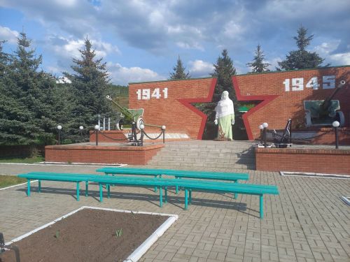 Ор авылында Җиңү көнен каршы алырга әзерләрме? (фото)