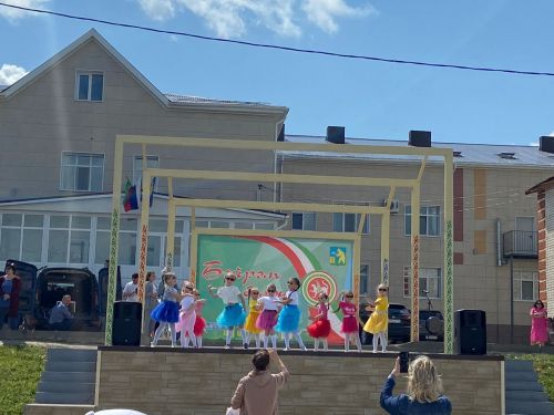 Балтачыбыз балаларның шат авазына күмелде (фото)