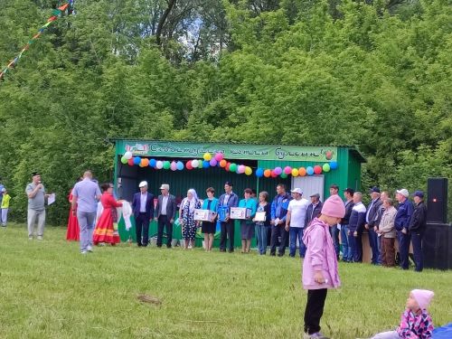«Дуслык» хуҗалыгының кыр батыры быел кем булган? (фото)