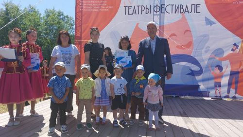 Шодага театр осталары җыелды (+фото)