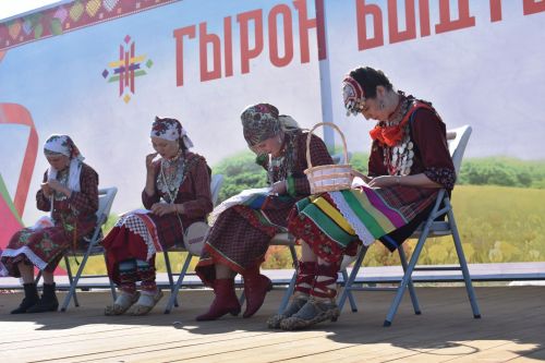 «Гырон быдтон» куноосты люказ (фоторепортаж)