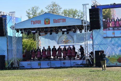 «Гырон быдтон» куноосты люказ (фоторепортаж)