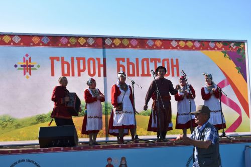 «Гырон быдтон» куноосты люказ (фоторепортаж)
