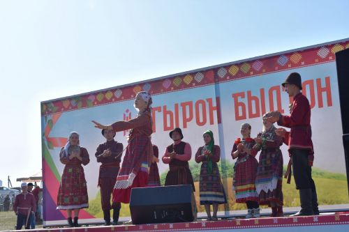 «Гырон быдтон» куноосты люказ (фоторепортаж)