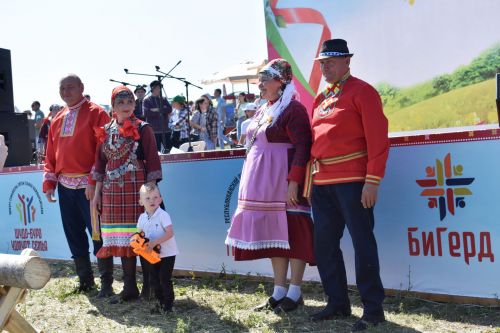 «Гырон быдтон» куноосты люказ (фоторепортаж)