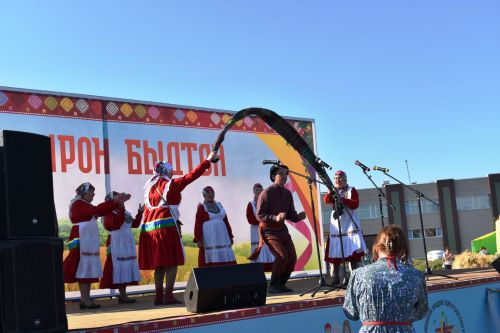 «Гырон быдтон» куноосты люказ (фоторепортаж)