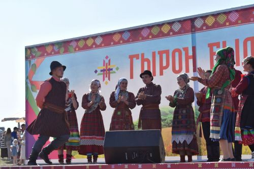 «Гырон быдтон» куноосты люказ (фоторепортаж)
