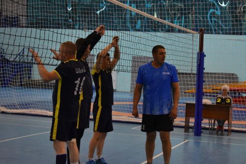 Балтачта газ хезмәткәләре арасында волейбол буенча иң көчлеләрне ачыкладылар (бик күп фото)