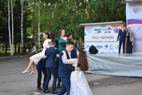 Балтачта районкүләм чыгарылыш кичәсе узды (фото)