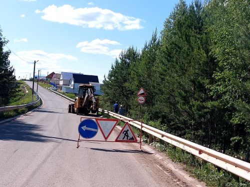 Балтачта җәяүлеләр өчен күпер төзиләр (фото)