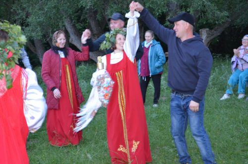Вашкалаослэсь йылолзэс улӟытӥзы