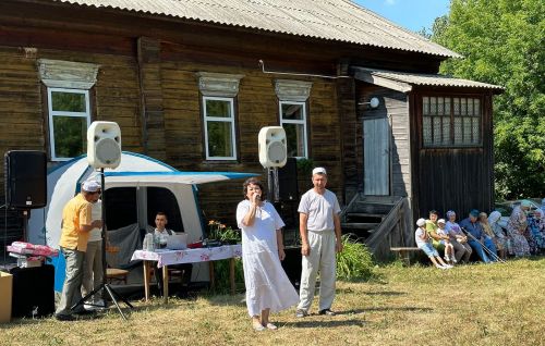 Комзаводта авыл көнен гөрләттеләр (фоторепортаж)