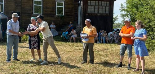Комзаводта авыл көнен гөрләттеләр (фоторепортаж)